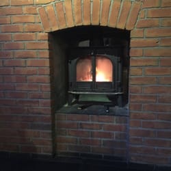 The Royal Oak - Lovely log fire