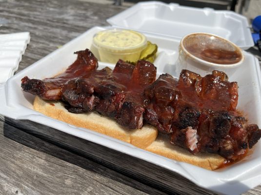 Jones Bar-B-Q by null