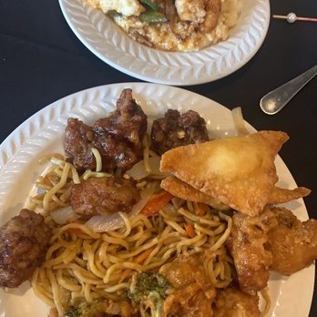 Basil 1791 - Asian Fusion Near Me - Hamilton, Ohio