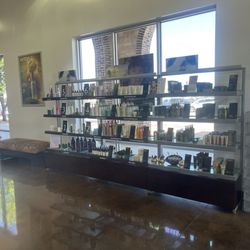 Aveda Institute - Lots of product and nicely displayed