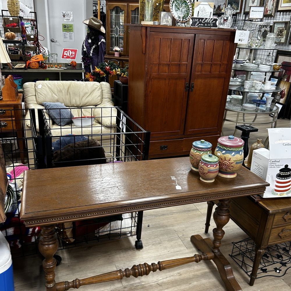 Humble Hare - Merchandise for sale - Thrift Stores Near Me - Mount Airy, North Carolina Humble Hare - Merchandise for sale - Thrift Stores Near Me - Mount Airy, North Carolina