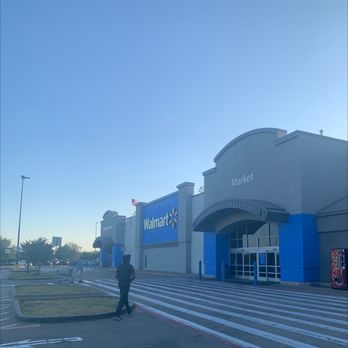 Walmart Supercenter - 07/28/22- 0721 Thursday - Department Stores Near Me - Plano, Texas