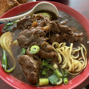 Mama Lee - Beef noodle soup - Chinese Near Me - Bayside, New York