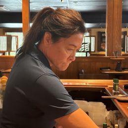 Rowena at Outback in San Bernardino... she's so BEAUTIFUL! Rowena at Outback in San Bernardino... she's so BEAUTIFUL!