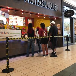 Pretzelmaker
