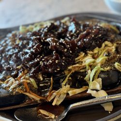 Chantanee Thai - E 18. Sizzling Beef