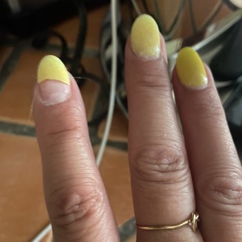 Metro Nail Lounge - Nail Salons Near Me - Corona, California