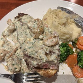Farwood Bar and Grill - Steak with blue cheese sausage and shrimp - New American Near Me - Orland, California Farwood Bar and Grill - Steak with blue cheese sausage and shrimp - New American Near Me - Orland, California