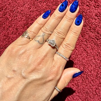 Ana Hair & Nails - Nail Salons Near Me - Long Beach, California