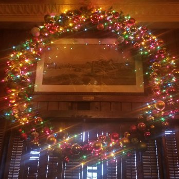 O'Connell's Pub - Christmas decor - Pubs Near Me - Saint Louis, Missouri O'Connell's Pub - Christmas decor - Pubs Near Me - Saint Louis, Missouri