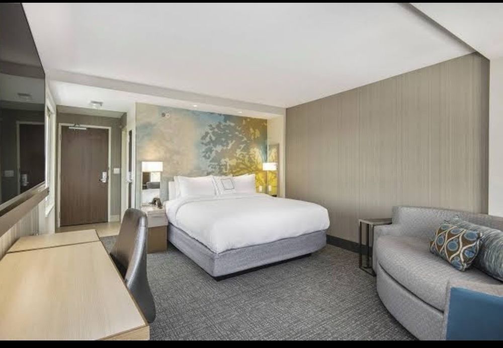 Courtyard by Marriott Raleigh Cary/Parkside Town Commons