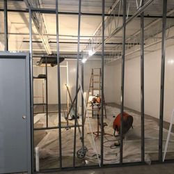 American Modern - Commercial construction and framing