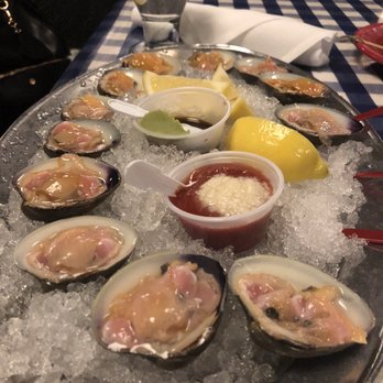Summer Shack - Raw clams were fresh - Seafood Near Me - Uncasville, Connecticut Summer Shack - Raw clams were fresh - Seafood Near Me - Uncasville, Connecticut