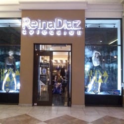 Reina Díaz Colección - Fachada de la tienda.