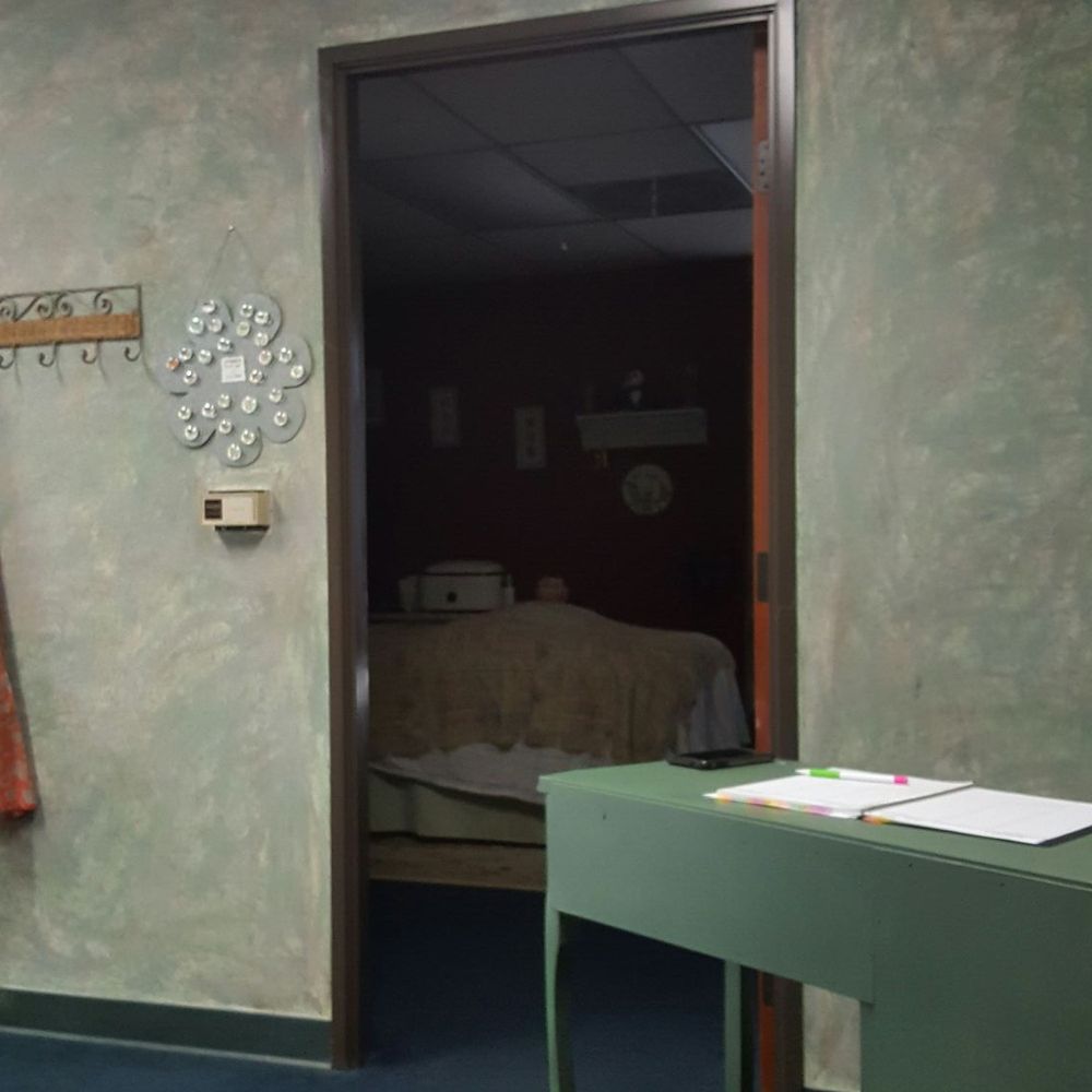 Therapeutic Wellness Massage - Beautiful, therapeutic, quiet rooms!! - Massage Therapy Near Me - Fair Oaks, California Therapeutic Wellness Massage - Beautiful, therapeutic, quiet rooms!! - Massage Therapy Near Me - Fair Oaks, California