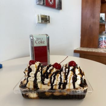 Oldie’s Ice Cream - Banana Split - Gelato Near Me - Gold Canyon, Arizona Oldie’s Ice Cream - Banana Split - Gelato Near Me - Gold Canyon, Arizona