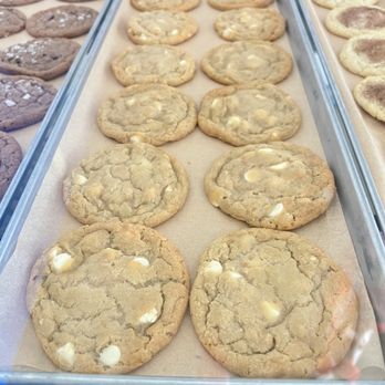 The Baked Bear - Ice Cream & Frozen Yogurt Near Me - Hermosa Beach, California