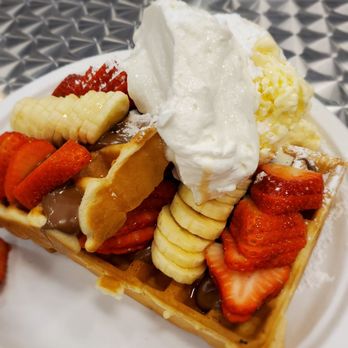 Waffle and Berry - Aussie in Paradise (Whole) - Waffles Near Me - Honolulu, Hawaii Waffle and Berry - Aussie in Paradise (Whole) - Waffles Near Me - Honolulu, Hawaii