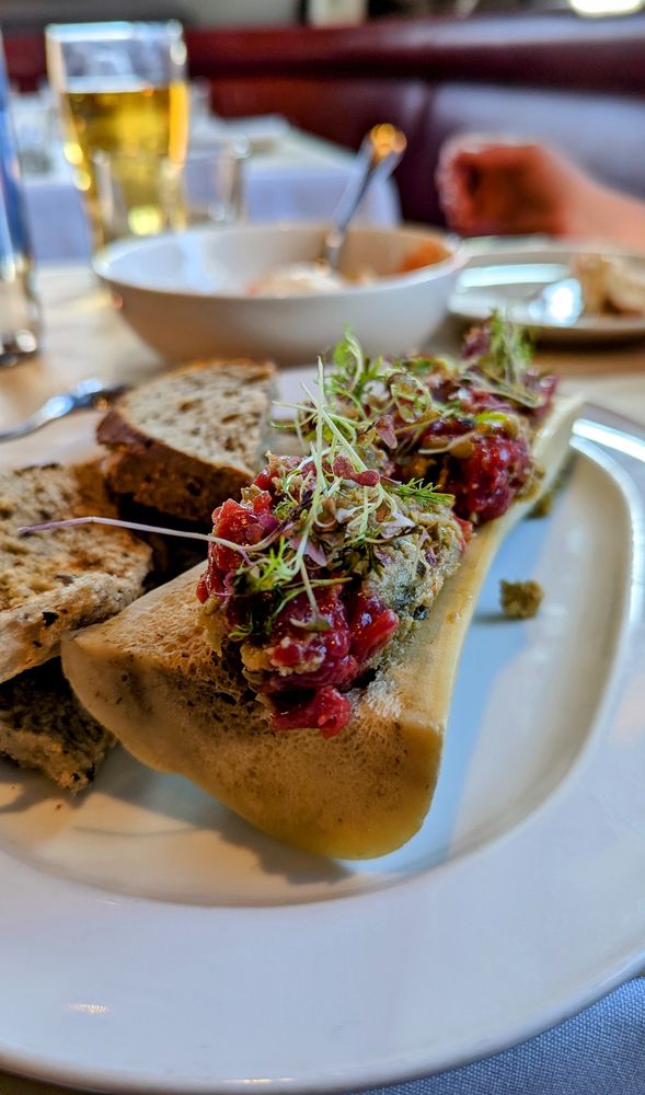 MAPLE LEAF TAVERN Updated August 2024 123 Photos & 111 Reviews