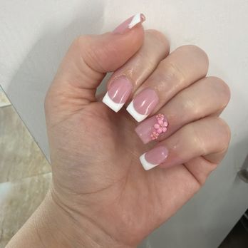 Elegant Nails - Beautiful nails by diamond - Nail Salons Near Me - Valley Village, California