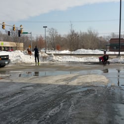 Hy-Vee Fast & Fresh - Airing up
