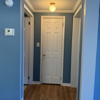 Vip Painting Services - Entryway to bathroom and bedroom - Painters Near Me Vip Painting Services - Entryway to bathroom and bedroom - Painters Near Me