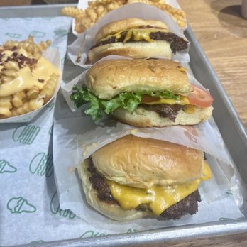 Shake Shack Short North - Fast Food Near Me - Columbus, Ohio