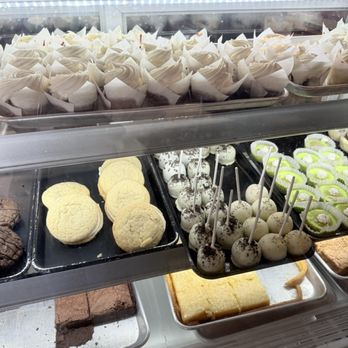 Ally's Bakery - Patisserie/Cake Shop Near Me - Rincon, Georgia