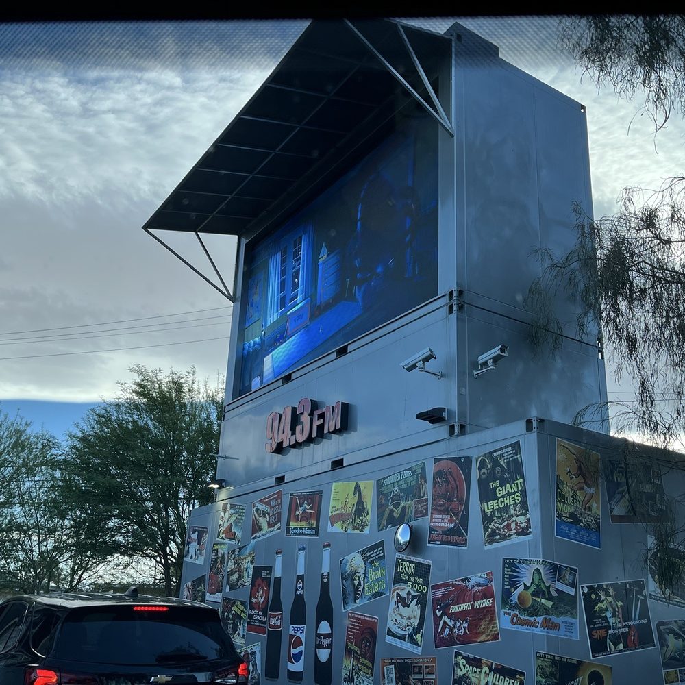 Snappy's - Movie - Burgers Near Me - Las Vegas, Nevada Snappy's - Movie - Burgers Near Me - Las Vegas, Nevada