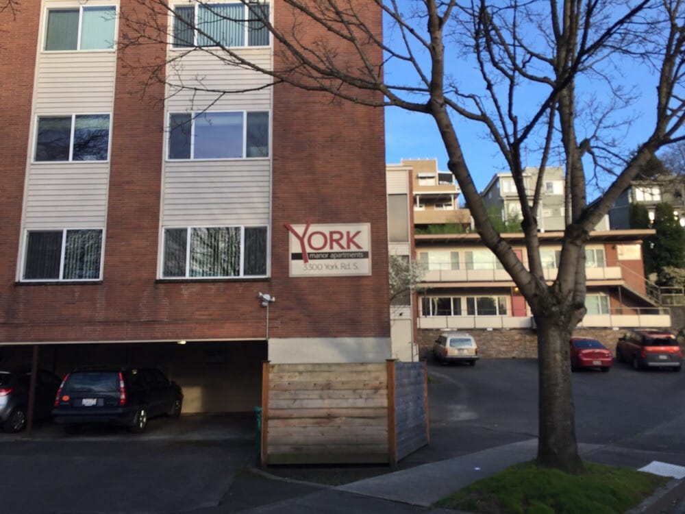 YORK MANOR APARTMENTS 3300 York Rd S, Seattle, Washington