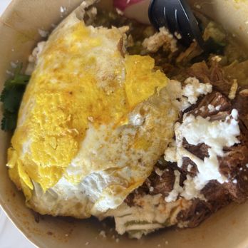 Leche & Miel Cafe - Chilaquiles birria bowl - Coffee Roasteries Near Me - Mesquite, Texas Leche & Miel Cafe - Chilaquiles birria bowl - Coffee Roasteries Near Me - Mesquite, Texas