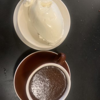 Le Pichet - Chocolate Chaud - French Near Me - Seattle, Washington