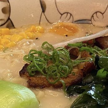 Morimori Ramen - Pizza Hawaii - Ramen Near Me - Berlin, BE