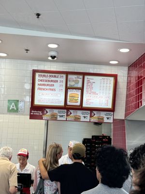 In-N-Out Burger by null