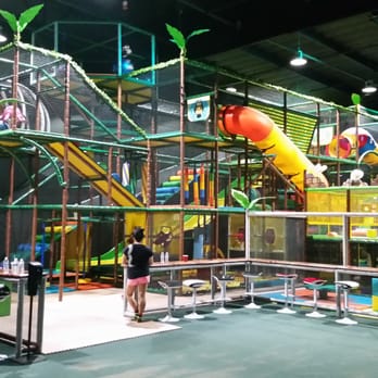 Lost Worlds - Very large play structure and it's easy to keep an eye on your kids - Laser Tag Near Me - Livermore, California