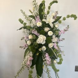 Forget Me Not Floral and Gift Shoppe - Sympathy Standing spray
