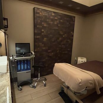 Olympic Spa - Room where I got my facial - Skin Care Near Me - Seattle, Washington Olympic Spa - Room where I got my facial - Skin Care Near Me - Seattle, Washington
