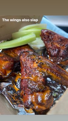 Mike's BBQ by null
