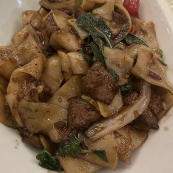 Malai Kitchen - Pad see ew - Thai Near Me - Dallas, Texas