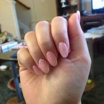 Refresh Nail Care - Almond shaped acrylic gel nails with chevron jeweled accent - Nail Salons Near Me - Pacifica, California
