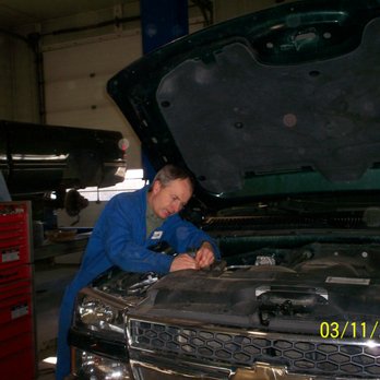 Kelvins Car Care - Kelvin and this staff work hard to fix any problem with your vehicle - Auto Repair Near Me - Drayton Valley, Alberta Kelvins Car Care - Kelvin and this staff work hard to fix any problem with your vehicle - Auto Repair Near Me - Drayton Valley, Alberta