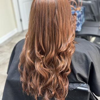 Lee's Salon - Hair Salons Near Me - Clarksville, Tennessee