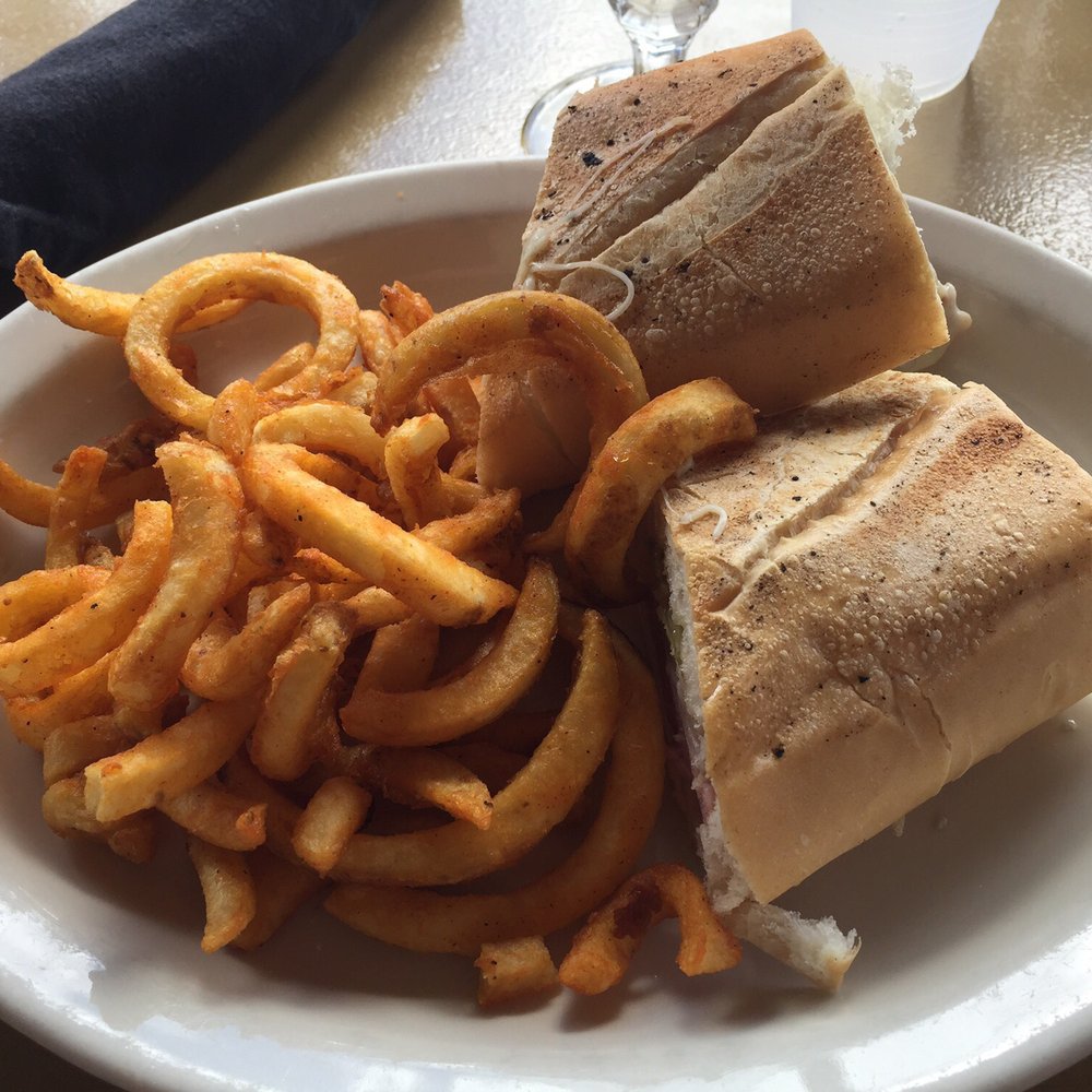 Duffy's - Cubano w/fries - Coffee & Tea Near Me - Vieques, Puerto Rico