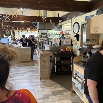 Mo's Seafood & Chowder - Seafood Near Me - Florence, Oregon