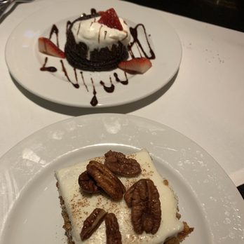 Remington's - Dessert!  Carrot and Flourless Chocolate Cakes. - American Near Me - Chicago, Illinois