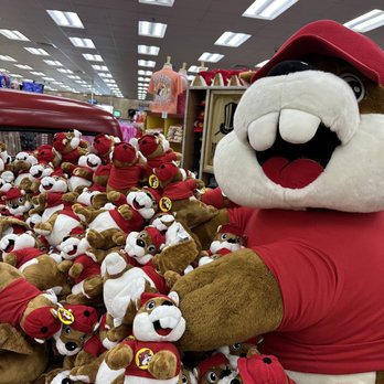 Buc-ee's - Gas Stations Near Me - Baytown, Texas