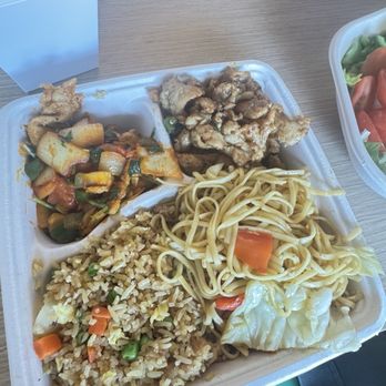 TleafGreen - Double Plate: Mint Jalapeo Chicken, Burmese Fried Chicken, Burmese Noodles and Pineapple Fried Rice - Burmese Near Me - San Jose, California TleafGreen - Double Plate: Mint Jalapeo Chicken, Burmese Fried Chicken, Burmese Noodles and Pineapple Fried Rice - Burmese Near Me - San Jose, California