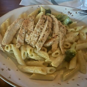 Parkside Restaurant - Blackened Chicken & Broccoli Alfredo - American Near Me - Raleigh, North Carolina