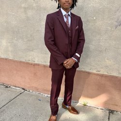 Suits that's suitable