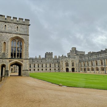 Windsor Castle Quadrangle - Windsor Castle Quadrangle_Yelp_Sanju-6 - Landmarks & Historical Buildings Near Me - Windsor